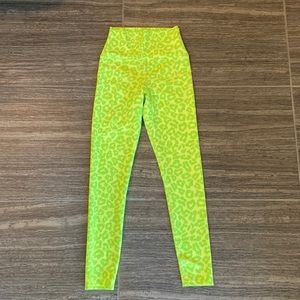 Beach Riot Neon Leggings - cheetah / leopard print pattern